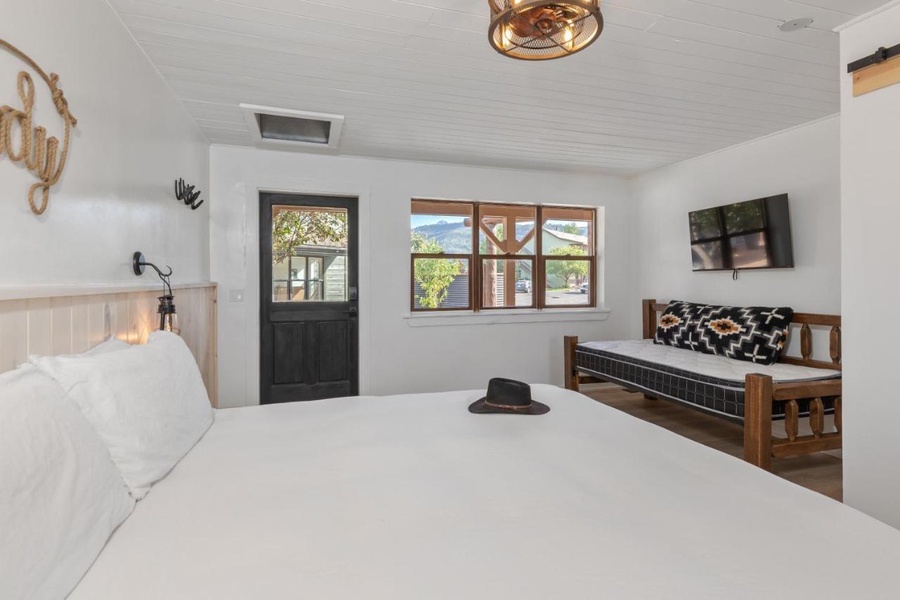 Hotel Palomino ริดจ์เวย์ ภายนอก รูปภาพ